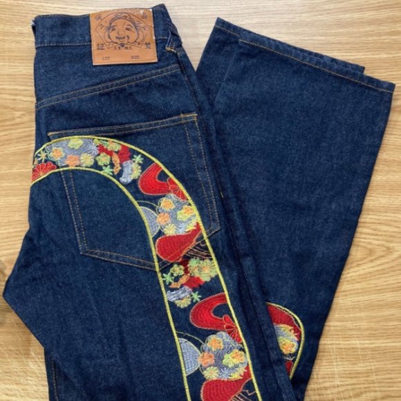 EVISU FLORAL DENIM - Picture 2 of 5